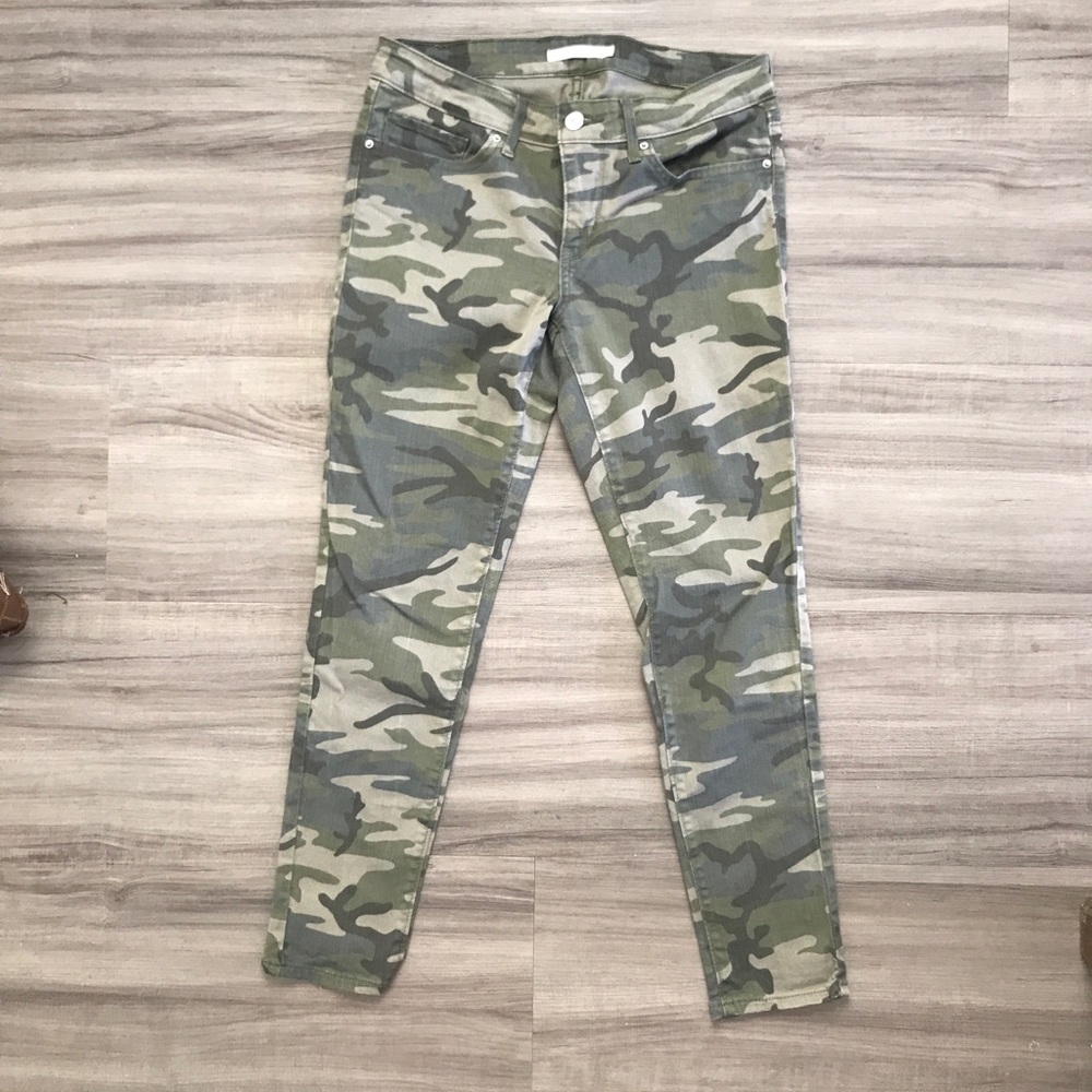 Levi’s Camo Jeans